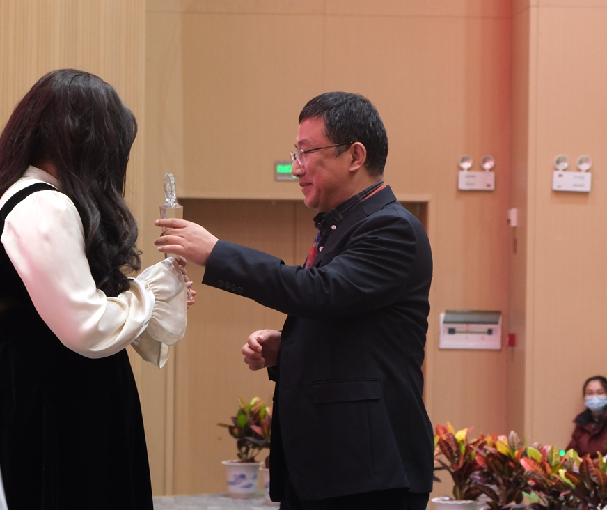 c1bc0226e806bb689e970a99d1330f6f