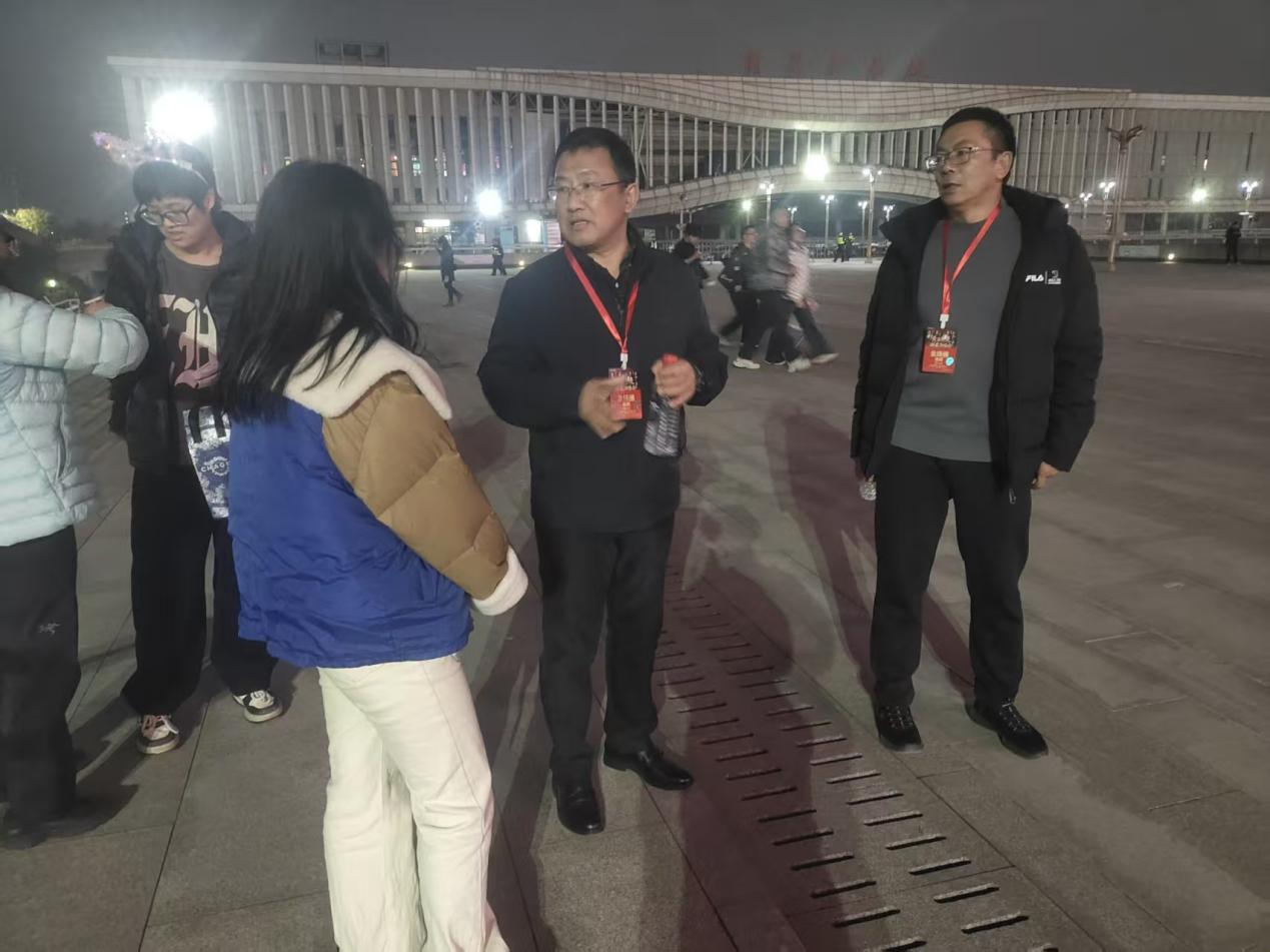 ca1815ba85768f98c8b62004dab549de