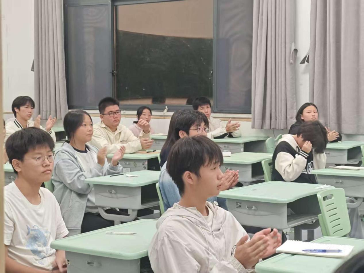 17db66f3227c8ef87a11c0475e5b2e31