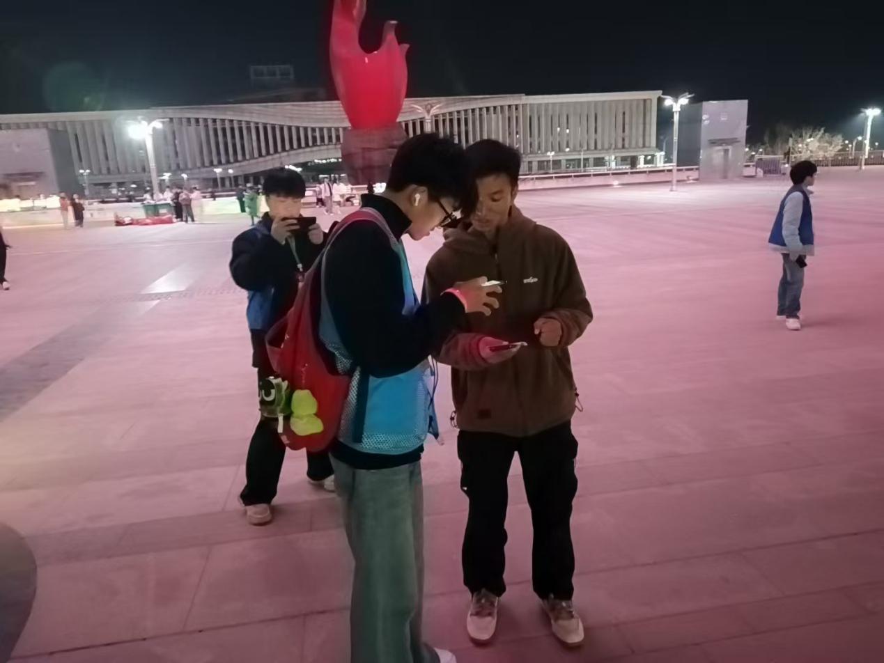 08ead59d0687f9269235597de593ab38