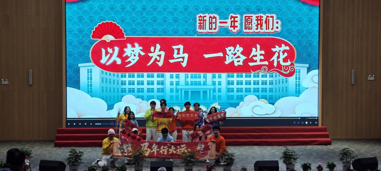 说明: 60d542d7e1b6dd2563b8d42bc6b6edf4