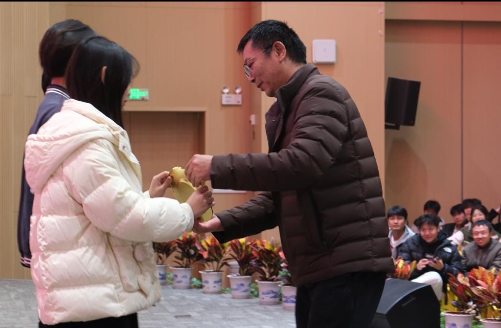 0ad42839a3bd712b379c5c22c5e9ef67