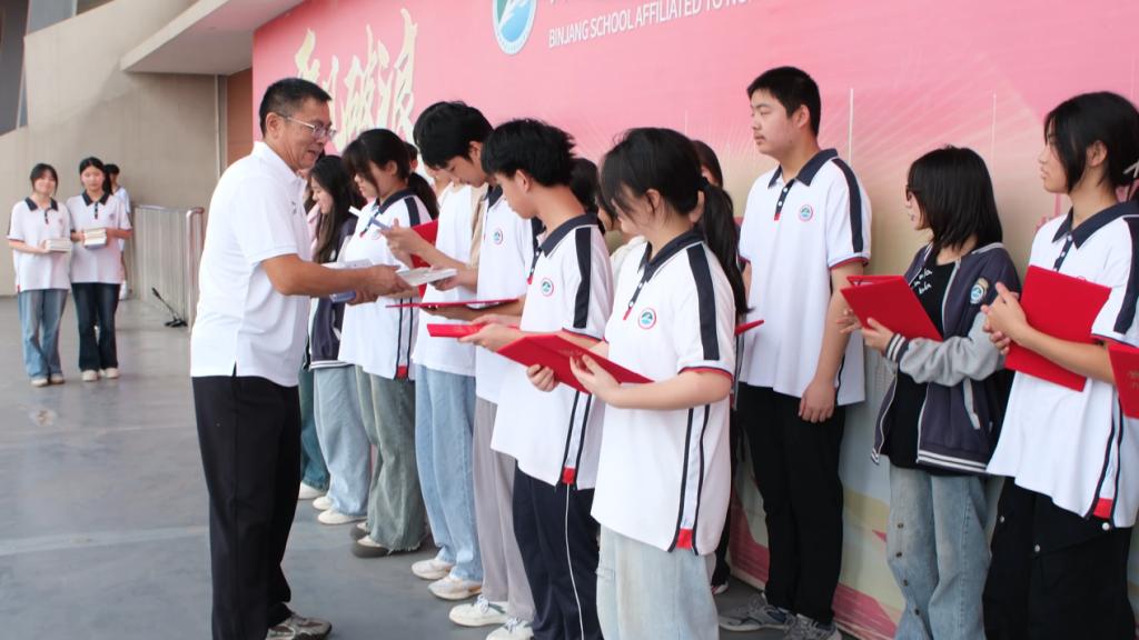 94dd82d21c72454064f4f5b110a905b1